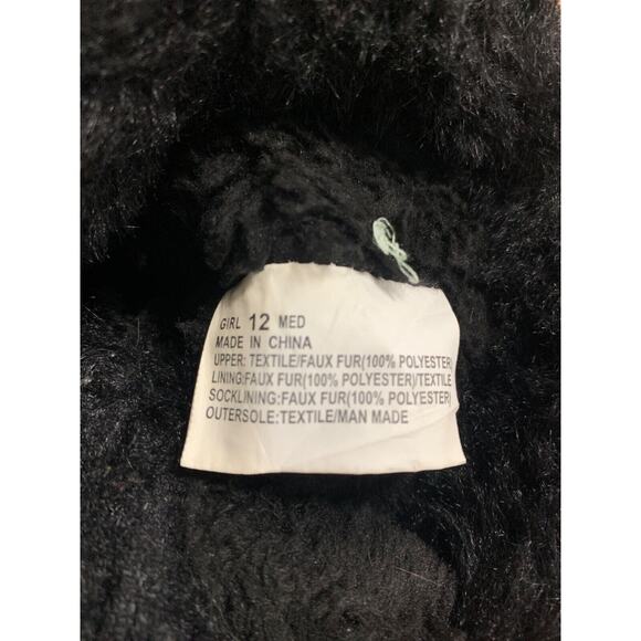 Girls Size 12 SO Sophia Black Faux Fur Boots With Button Detail - Picture 9 of 10